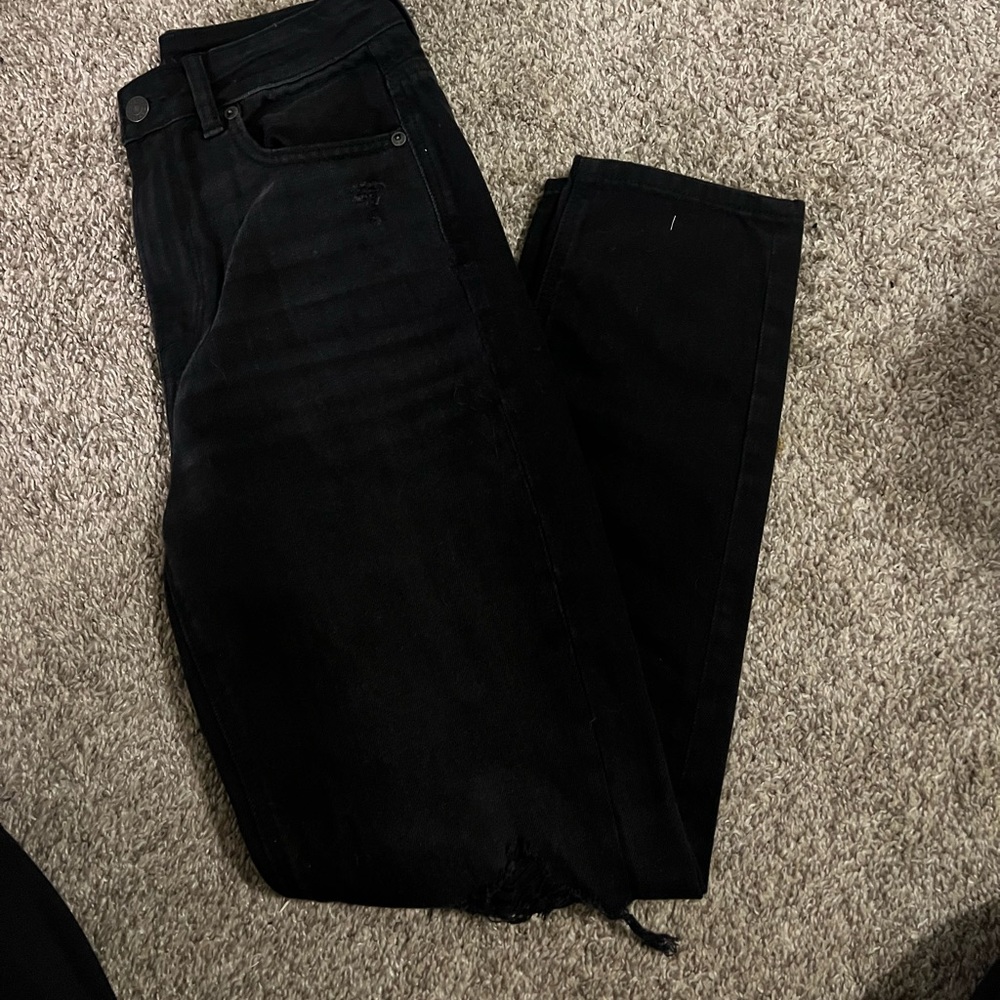 american eagle mom jeans